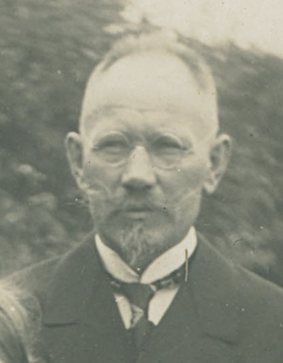 Datei:HermannWahl ca. 1925.jpg