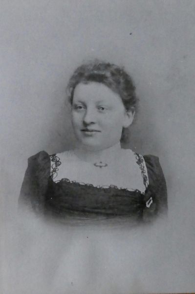 Datei:Sophie Hempel 1.jpeg