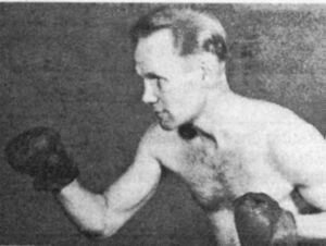 Willi Bormann 1934 als junger Boxer.jpg