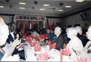 02.11.1985 Feier zur Wiedergründeun der SPD Kiel im Gewerkschaftshaus, Legiensaal Bild 1.jpg