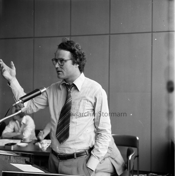 Datei:Reinhard Ueberhorst 1979.jpg