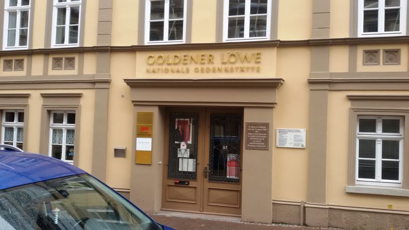 Datei:Goldener Löwe.jpg