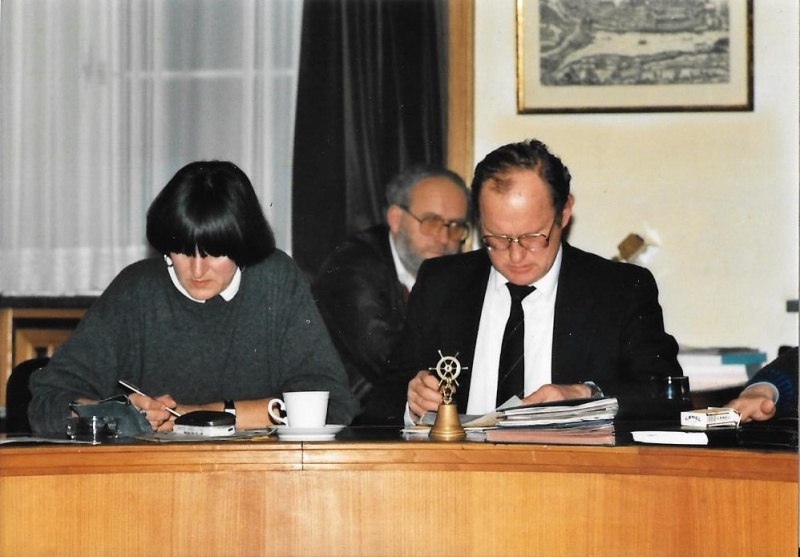 Datei:11 1987 Sitzung der SPD Ratsfraktion Kiel Bild 2.jpg