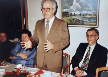 Kurt Hamer 1985 bei der Weihnachtsfeier im Ortsverein Kronshagen, v.l. Helga Flick, Kurt Hamer, Karl Vonhoff