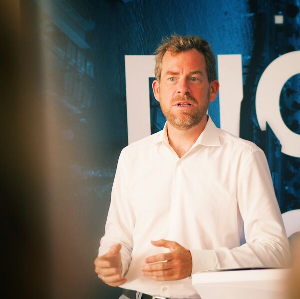 Datei:Ulf Kämpfer 2022.jpeg