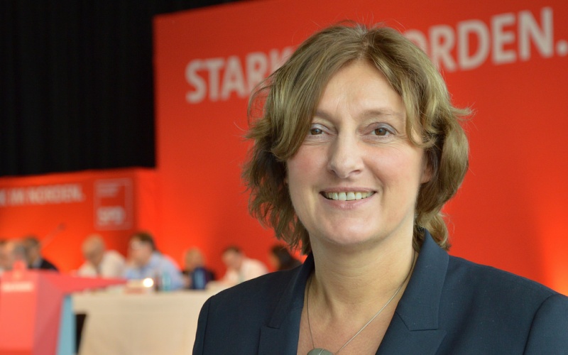 Datei:Britta Ernst 2014.jpg