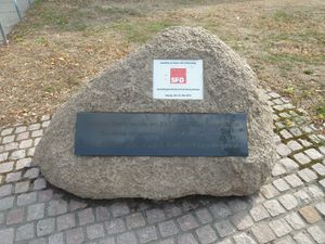 Gedenkstein zur Gründung des ADAV.JPG